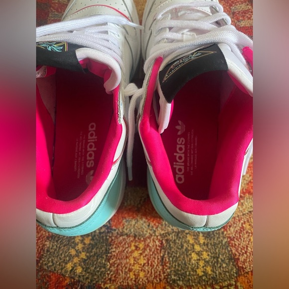 Adidas Women's forum sneakers - Picture 13 of 16